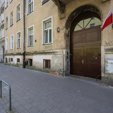 Apartament - Salon, Sypialnia Oraz Andresola Z Lozkiem - Blisko Stare Miasto - By Renters דירה ורוצלב