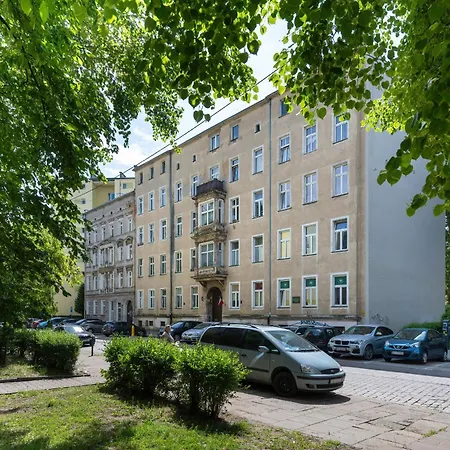 Apartament - Salon, Sypialnia Oraz Andresola Z Lozkiem - Blisko Stare Miasto - By Renters Breslau
